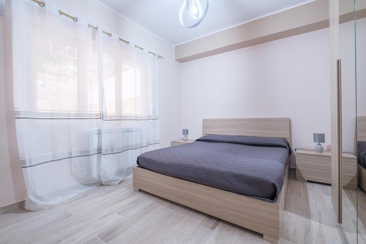 Damilhouse 1 Apartman Messina Kültér fotó